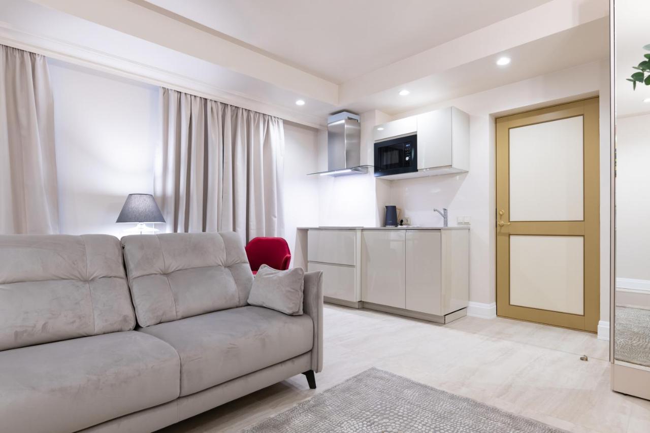 Hotel Meltzer Apartments Talin Exterior foto