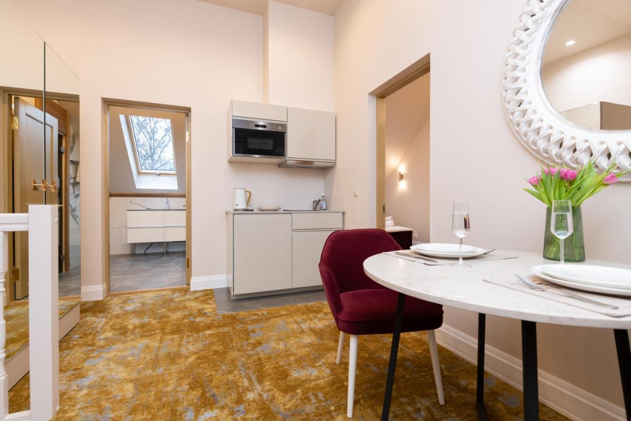Hotel Meltzer Apartments Talin Exterior foto